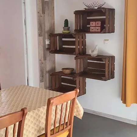 Maison Confortable Pres De - 40 M² Avec Jardin *