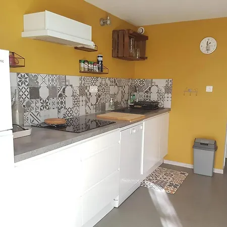 Vakantiehuis Maison Confortable Pres De - 40 M² Avec Jardin