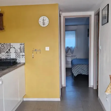 Maison Confortable Pres De - 40 M² Avec Jardin